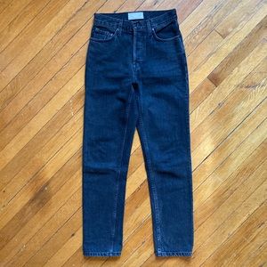 Everlane 90s Cheeky Jean in Washed Black, size 24